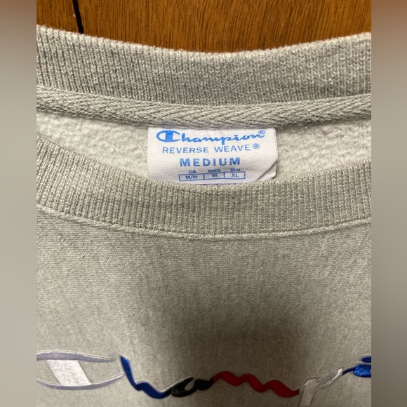 ❗️Champion Reverse Weave Crewneck❗️ - Picture 4 of 4